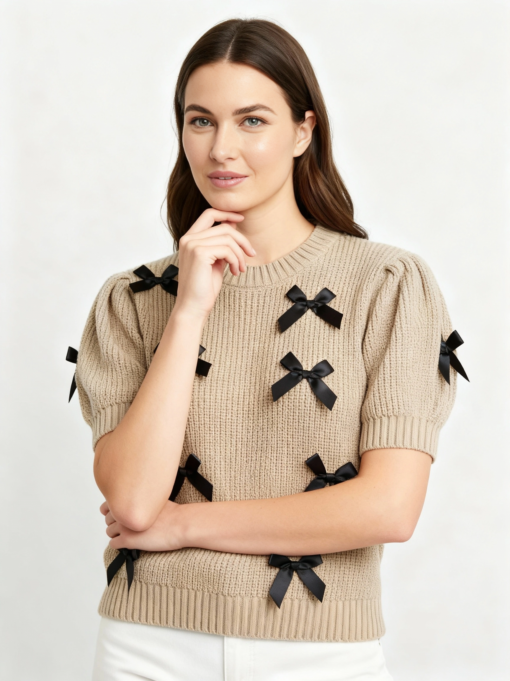 Light khaki short-sleeve sweater